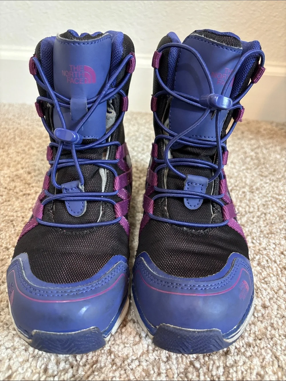 The North Face Junior Winter Sneakers Insulated Waterproof Size 1 Purple Black